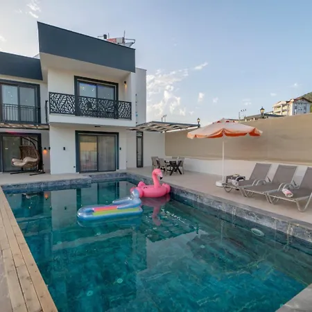 Sare Villa *